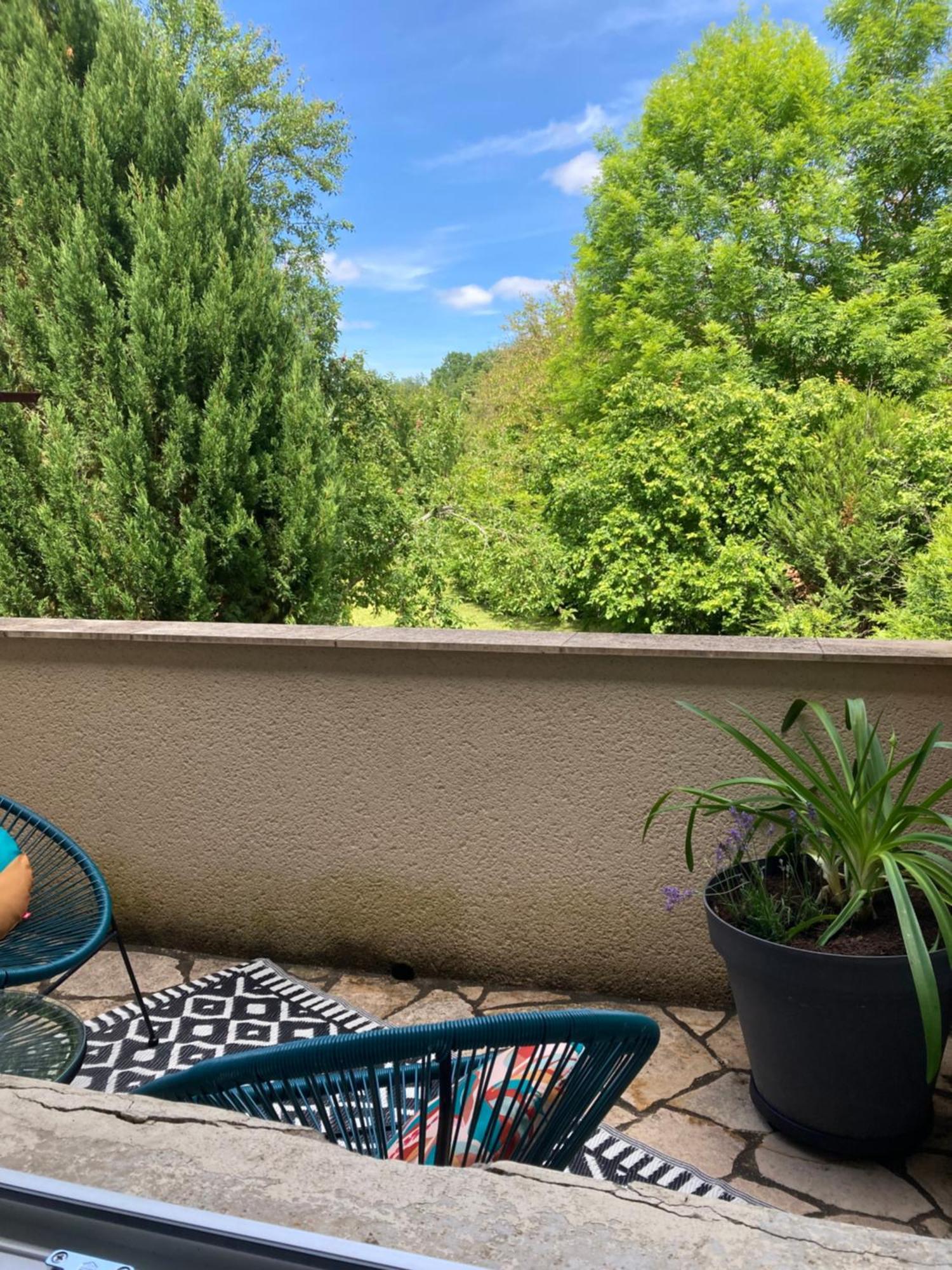 Gite La Maison De Juju Lacave  Bagian luar foto